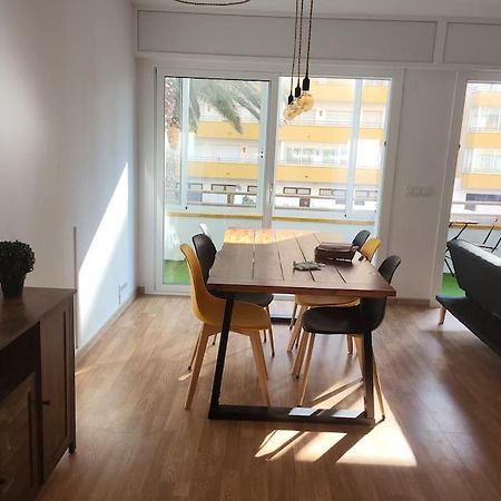 Superbe Apartement En Residence Avec Piscine Roses Ngoại thất bức ảnh