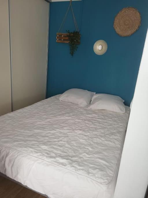 Superbe Apartement En Residence Avec Piscine Roses Ngoại thất bức ảnh
