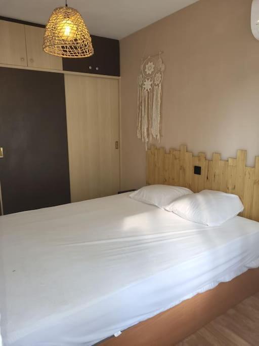 Superbe Apartement En Residence Avec Piscine Roses Ngoại thất bức ảnh